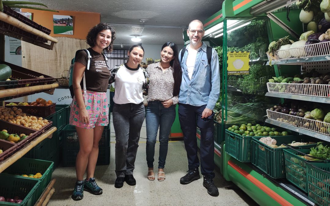 Soberanía alimentaria y economía solidaria – Conversación con Claudia Montoya Ruíz de la Corporación Ecológica y Cultural Penca de Sábila